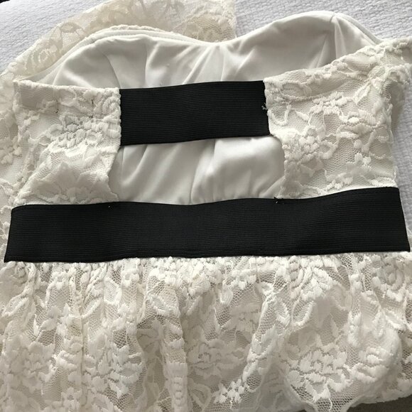 *4/$20* Wet Seal Cream Sheer Floral Print Dress - Picture 5 of 8